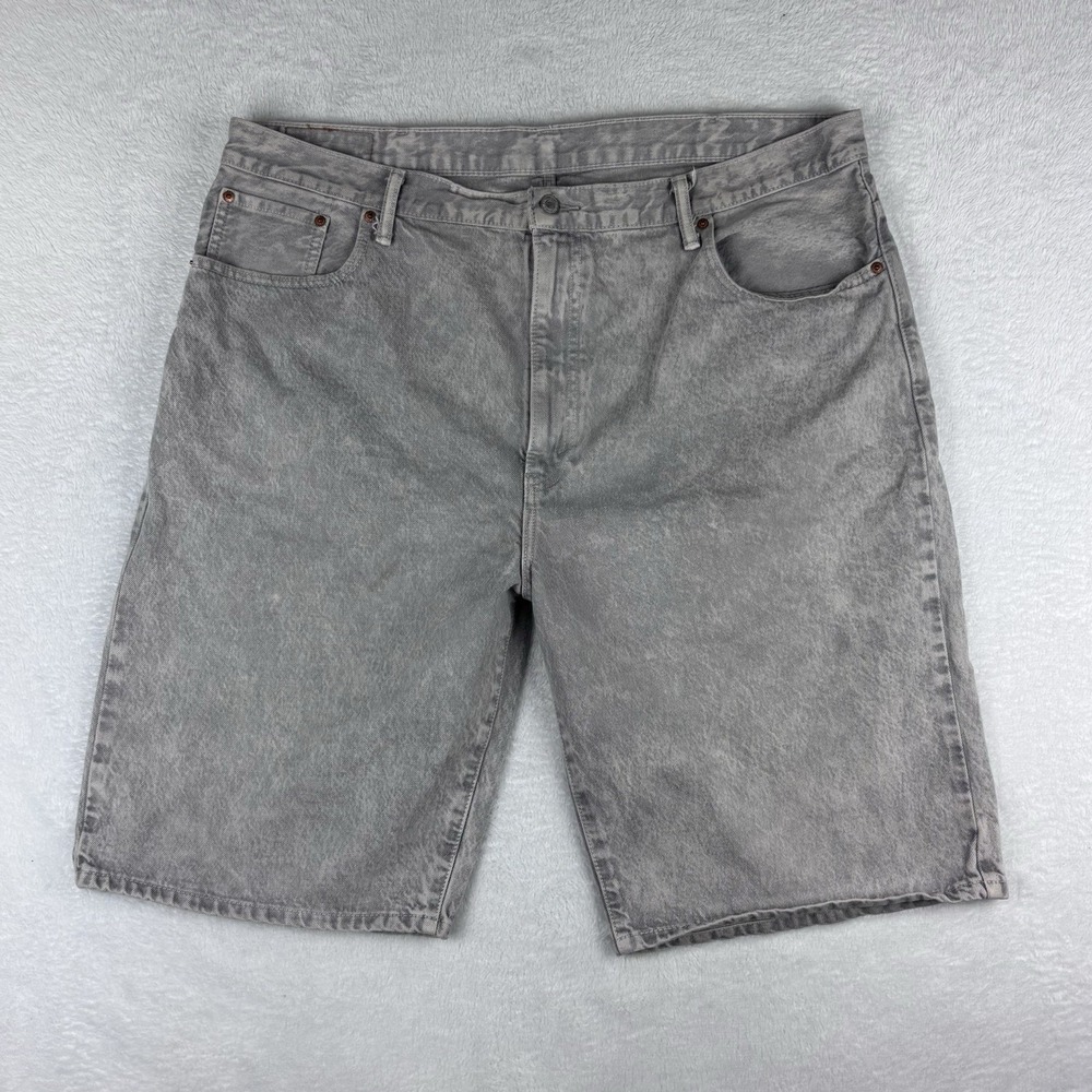 Levi's Jean Shorts Men's‎ 569 Gray Denim Bermuda Jean Shorts Size 42